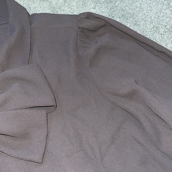 Gray Shirt - Picture 3 of 5